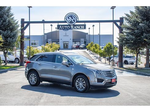 Used 2019 Cadillac XT5 Luxury AWD/4WD image 1