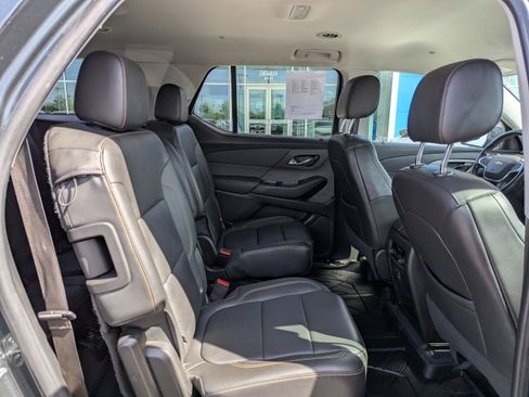 Certified 2021 Chevrolet Traverse LT AWD/4WD image 40