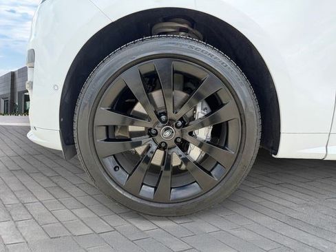 Used 2025 Land Rover Range Rover Sport Dynamic SE AWD/4WD image 9