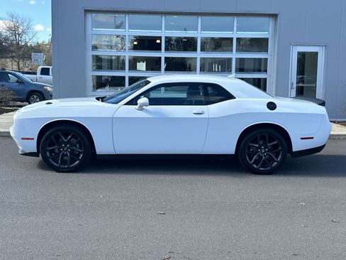 Certified 2023 Dodge Challenger SXT w/ Plus Package image 2
