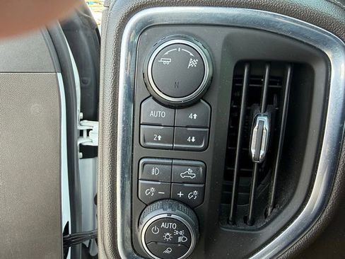 Used 2019 Chevrolet Silverado 1500 LTZ w/ LTZ Plus Package image 26