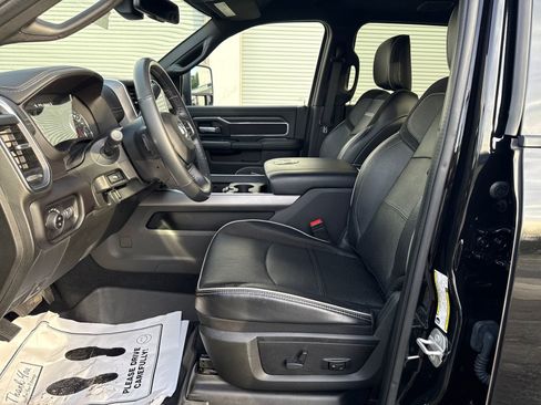 Used 2023 RAM 3500 Laramie image 9