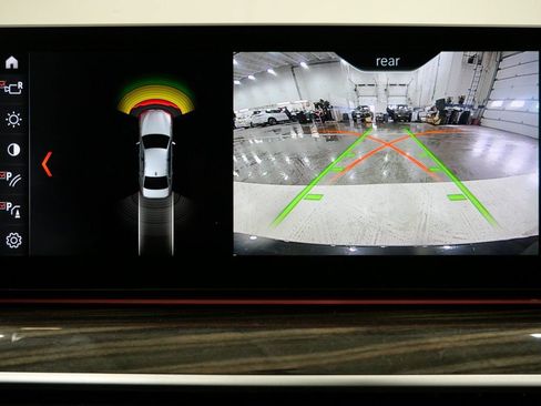 Used 2018 BMW 530i xDrive 530i xDrive image 19