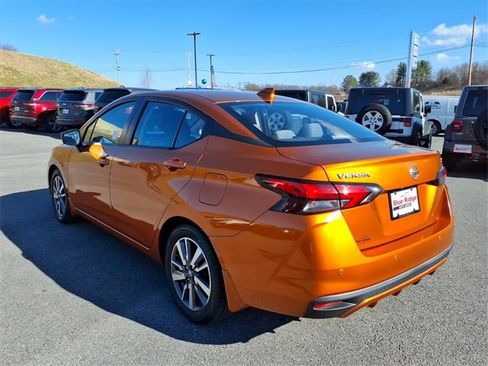 Used 2020 Nissan Versa SV image 10