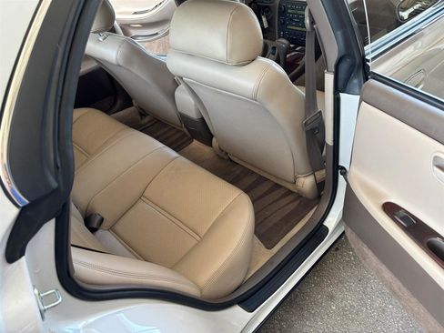 Used 1996 Lexus ES 330 FWD image 12