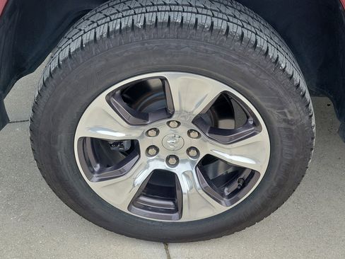 Used 2023 RAM 1500 Laramie AWD/4WD image 10