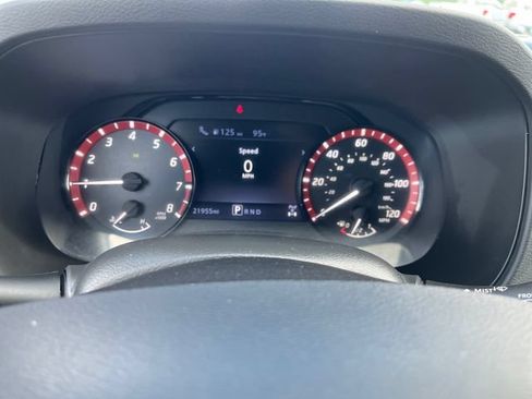 Used 2025 Nissan Frontier PRO-4X w/ Interior Protection Package AWD/4WD image 16