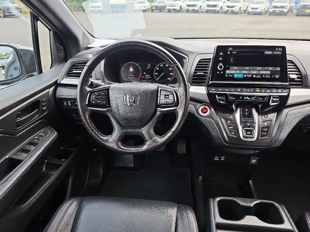 Used 2025 Honda Odyssey Sport-L image 23
