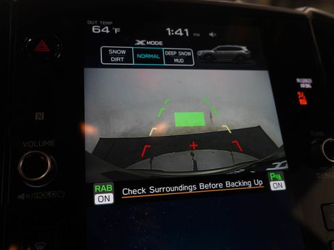 Used 2023 Subaru Ascent Limited image 31