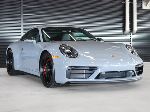 Used 2024 Porsche 911 Carrera GTS w/ Premium Package image 7