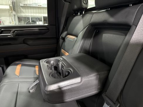 Used 2024 GMC Sierra 3500 AT4 w/ AT4 Premium Plus Package AWD/4WD image 20