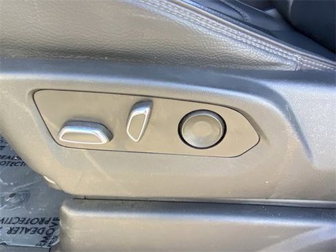 Used 2022 GMC Yukon Denali image 7