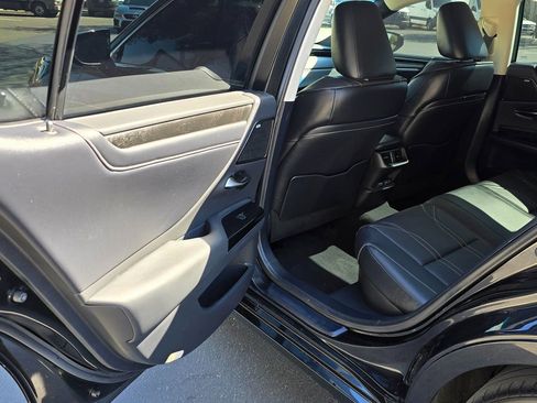 Used 2024 Lexus ES 300h Luxury w/ Accessory Package (Z2) image 16