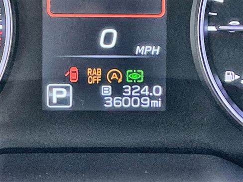 Used 2021 Subaru Outback Limited image 22