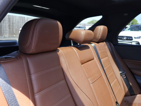 Used 2025 Mercedes-Benz GLE 350 4MATIC image 27