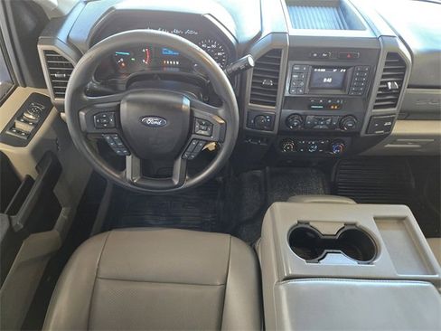 Used 2021 Ford F250 XL w/ Power Equipment Group image 30