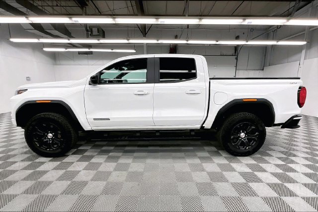 Used 2024 GMC Canyon Elevation w/ Convenience Package AWD/4WD image 15
