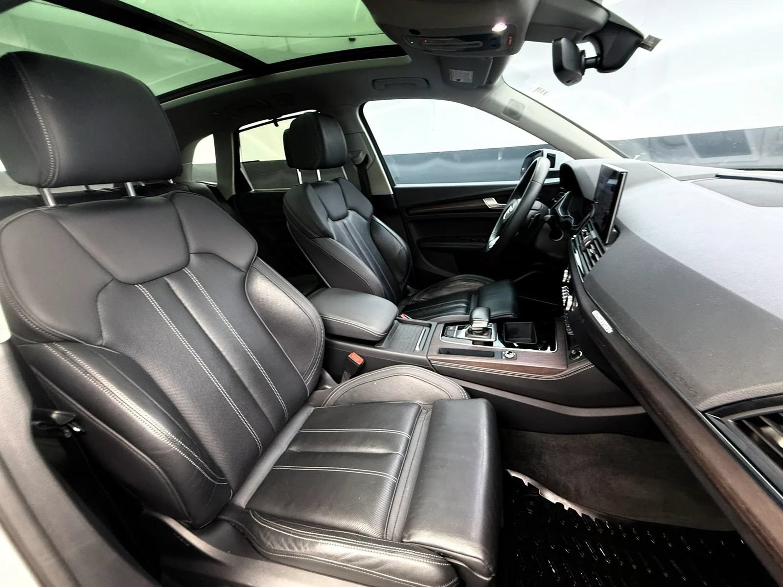 Used 2021 Audi Q5 Prestige w/ Prestige Package AWD/4WD image 30