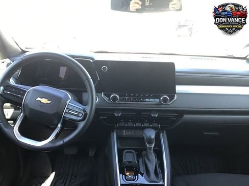 Used 2024 Chevrolet Colorado LT w/ LT Convenience Package II RWD image 12