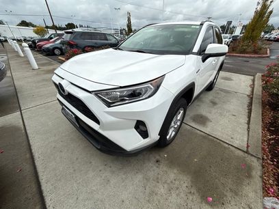 Used 2021 Toyota RAV4 XLE w/ Convenience Package
