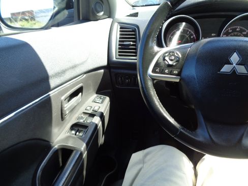 Used 2015 Mitsubishi Outlander Sport ES image 23