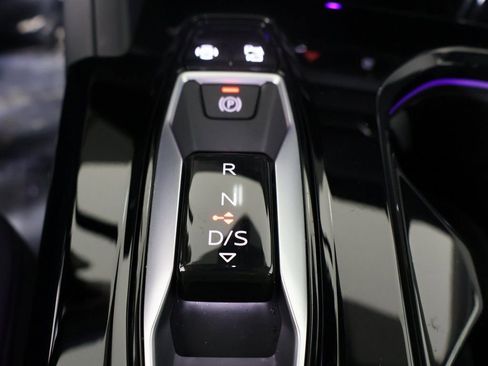 Certified 2025 Audi Q5 2.0T Premium Plus w/ Premium Plus image 4