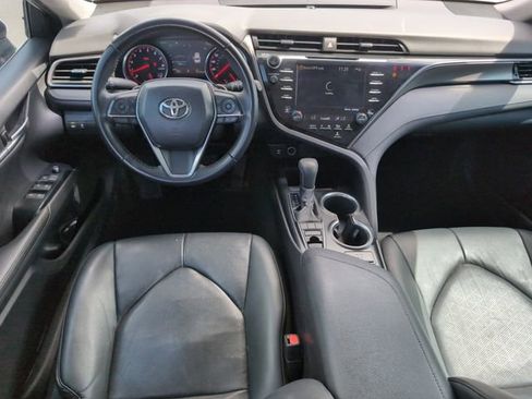 Used 2019 Toyota Camry XSE image 27