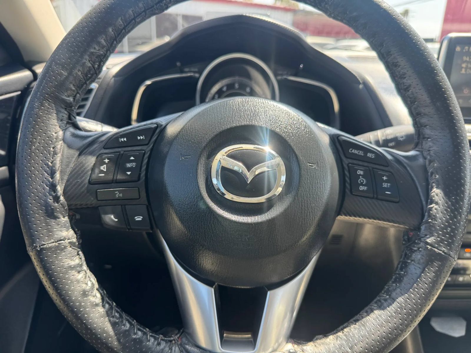 Used 2015 MAZDA MAZDA3 s Grand Touring FWD image 29