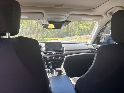 Used 2018 Honda Accord EX-L image 10