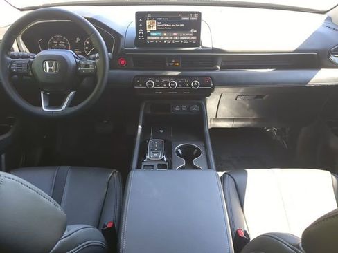 Used 2025 Honda Pilot EX-L image 14