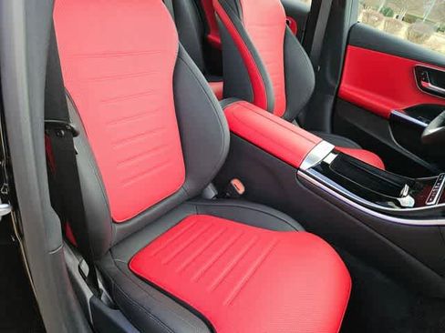 Used 2026 Mercedes-Benz C 300 Sedan image 23