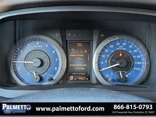 Used 2016 Toyota Sienna XLE FWD image 28