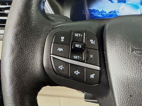 Used 2020 Ford Escape Titanium image 14