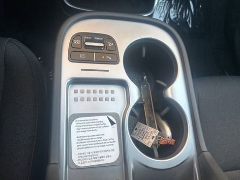 New 2026 Hyundai Ioniq 9 SE image 14