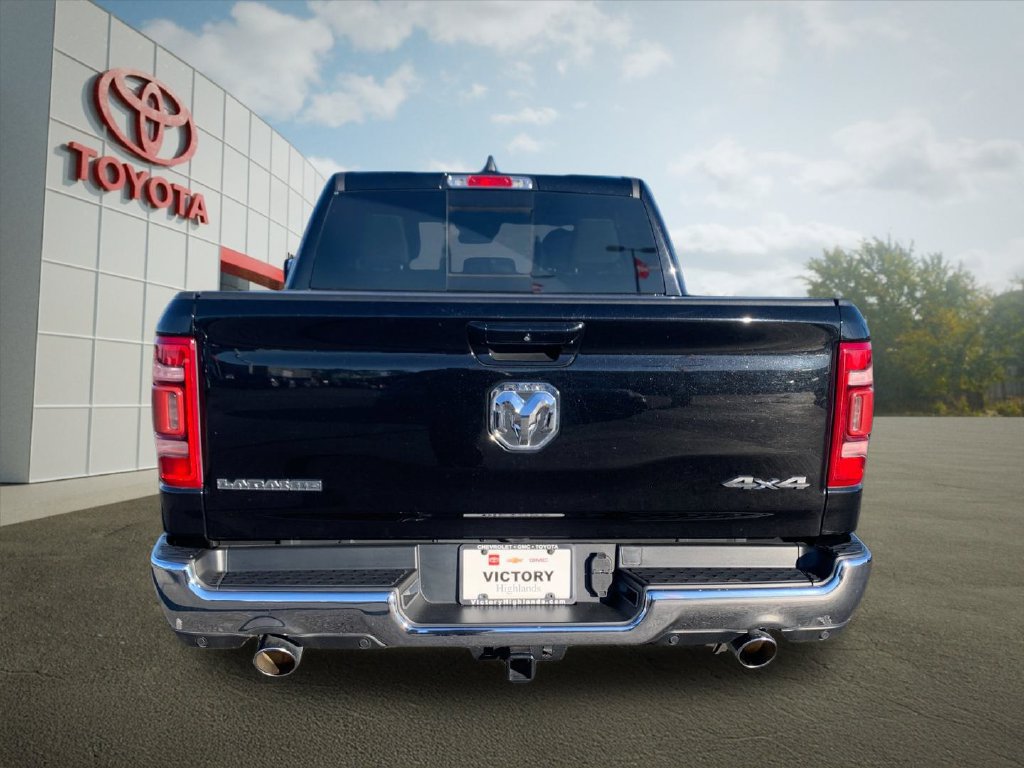 Used 2023 RAM 1500 Laramie AWD/4WD image 4