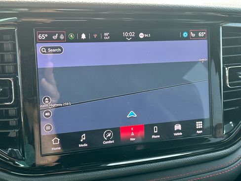 Used 2024 Dodge Durango GT image 18