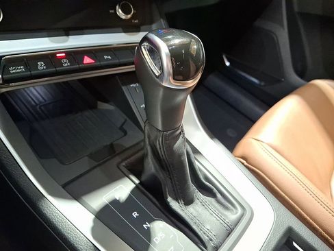 Used 2019 Audi Q3 2.0T Premium Plus w/ Premium Plus Package image 14