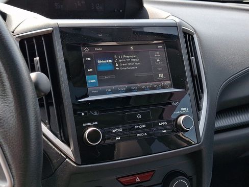 Used 2019 Subaru Crosstrek 2.0i Premium AWD/4WD image 18