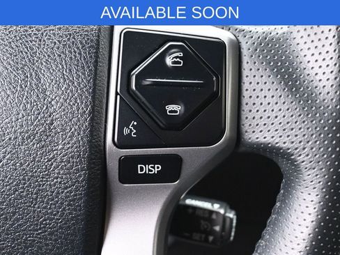 Used 2017 Toyota 4Runner Limited AWD/4WD image 19