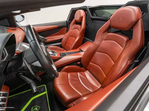 Used 2015 Lamborghini Aventador LP 700-4 AWD/4WD image 25