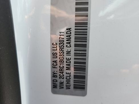 Used 2025 Chrysler Pacifica Select FWD image 25