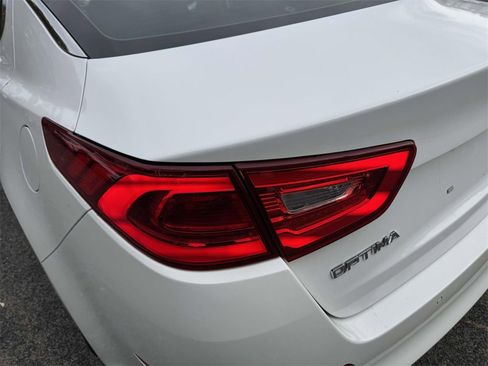 Used 2015 Kia Optima SX w/ SX Turbo Premium Package image 11