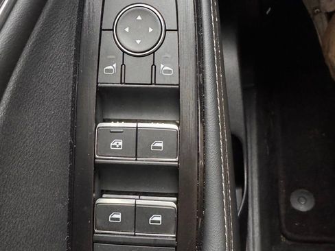 Used 2026 Nissan Rogue Platinum w/ Platinum Premium Package image 24