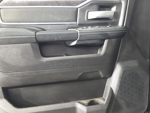 Used 2024 RAM 2500 Big Horn w/ Safety Group image 22