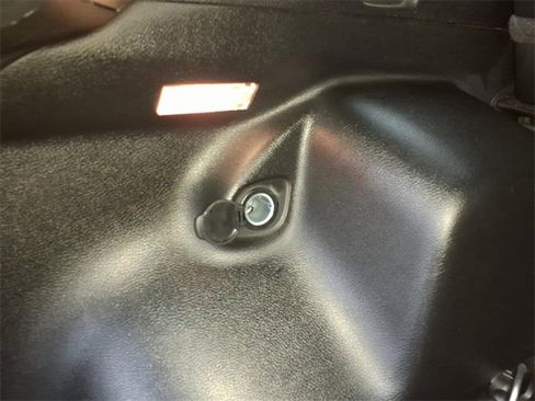 Certified 2022 Jeep Cherokee Latitude Lux image 16