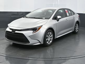 Used 2025 Toyota Corolla LE image 1
