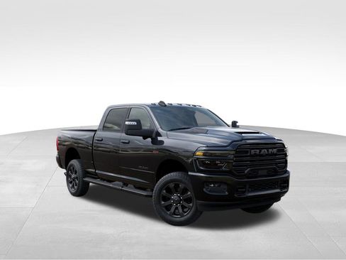 New 2026 RAM 3500 Laramie AWD/4WD image 6