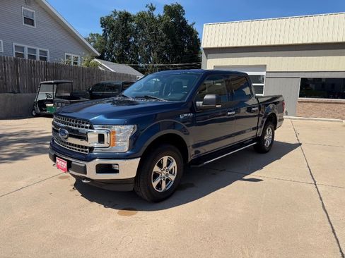 Used 2019 Ford F150 XLT w/ Equipment Group 302A Luxury AWD/4WD image 26