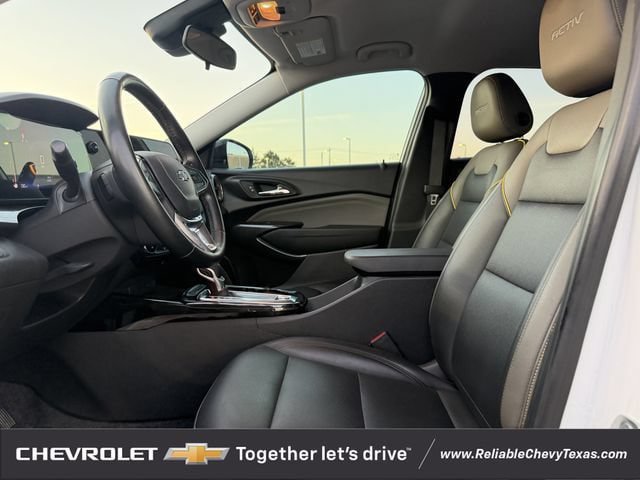 Used 2024 Chevrolet Trax ACTIV w/ Driver Confidence Package FWD image 28
