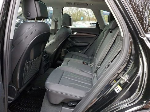 Used 2023 Audi Q5 e Premium Plus w/ Premium Plus Package image 11